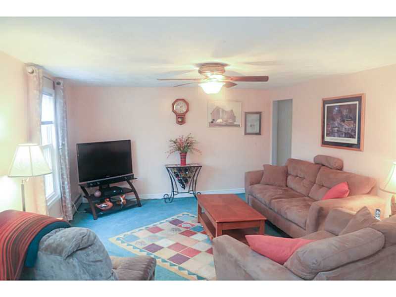 263 Ide Road Scituate, RI 02857 - Photo 10 of 18 Living Room.