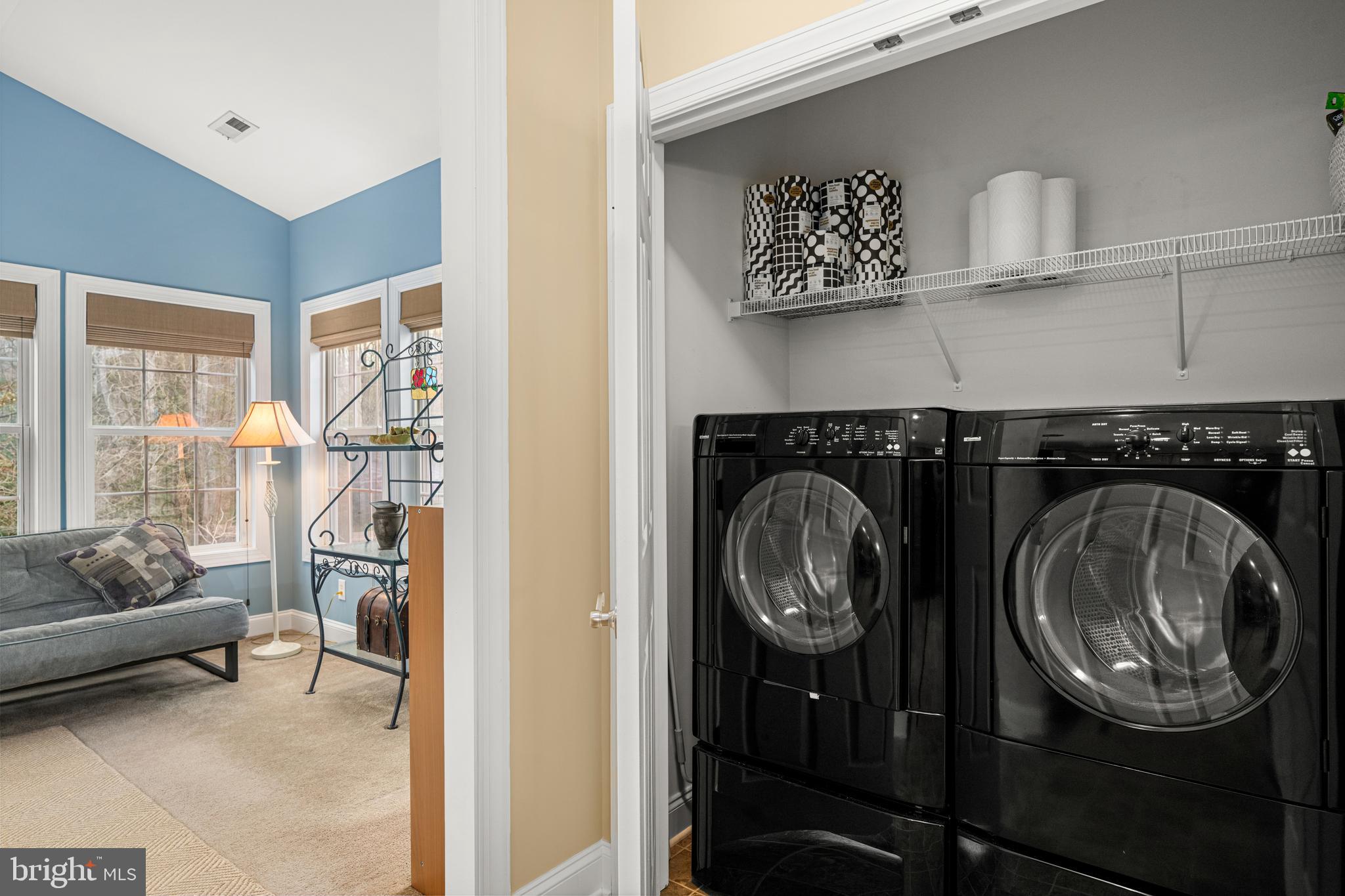27400 Walking Run Milton, DE 19968 - Photo 18 of 35 a view of livingroom with washer and dryer