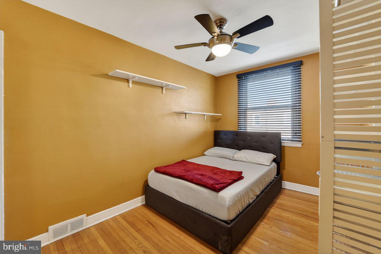 7015 Large Street Philadelphia, PA 19149 - Photo 20 of 26 Cozy retreat with warm hues.