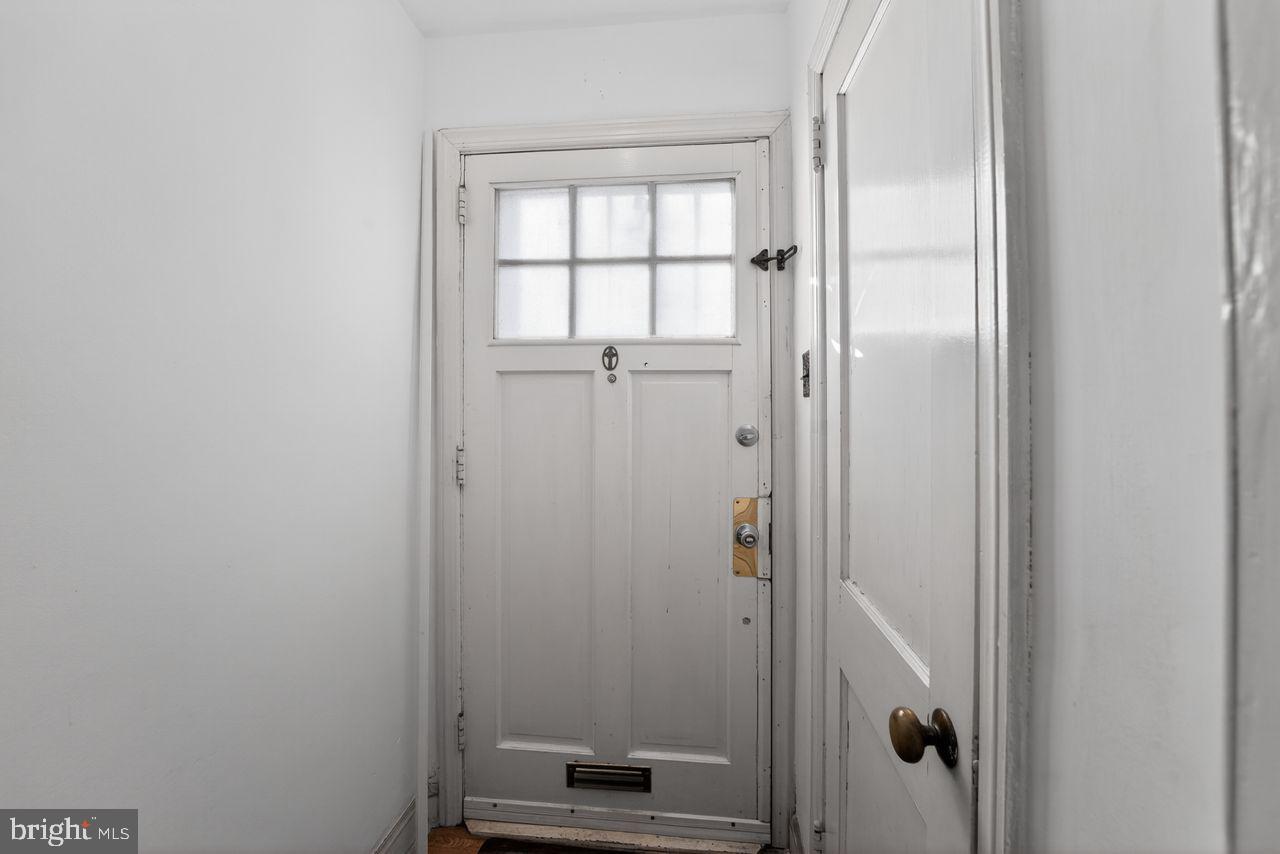 7015 Large Street Philadelphia, PA 19149 - Photo 3 of 26 Inviting entrance with classic charm.