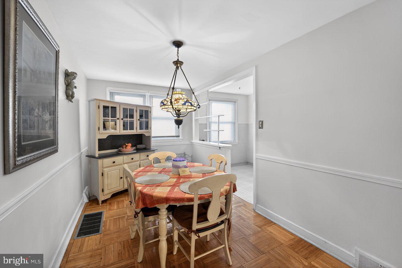 7015 Large Street Philadelphia, PA 19149 - Photo 8 of 26 Charming dining nook with natural light.