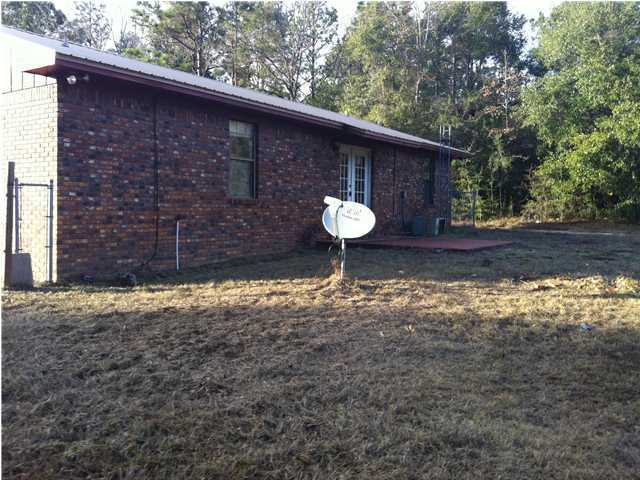 7697 4 Flags Road Laurel Hill, FL 32567 - Photo 7 of 14 Gallery Image 7