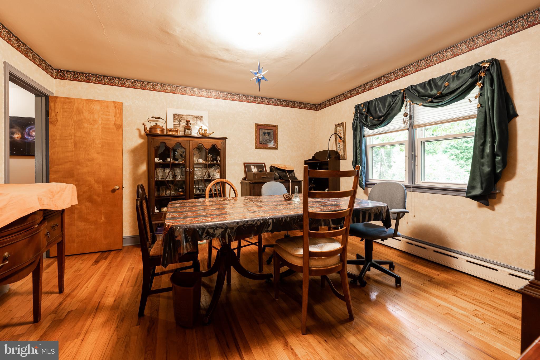1026 Valley Forge Road Norristown, PA 19403 - Photo 11 of 29 Dining Room