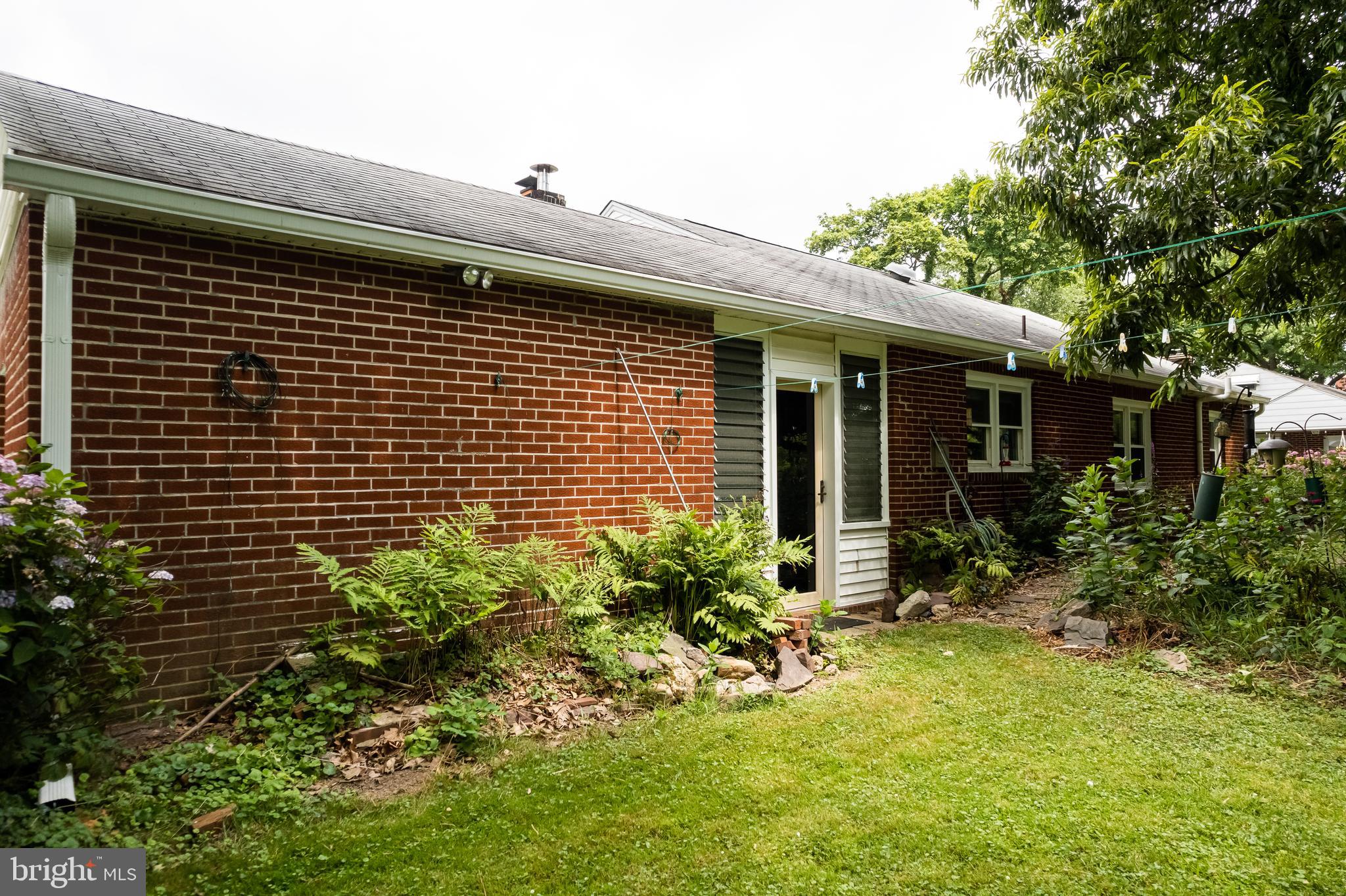 1026 Valley Forge Road Norristown, PA 19403 - Photo 24 of 29 Breezeway Entrance