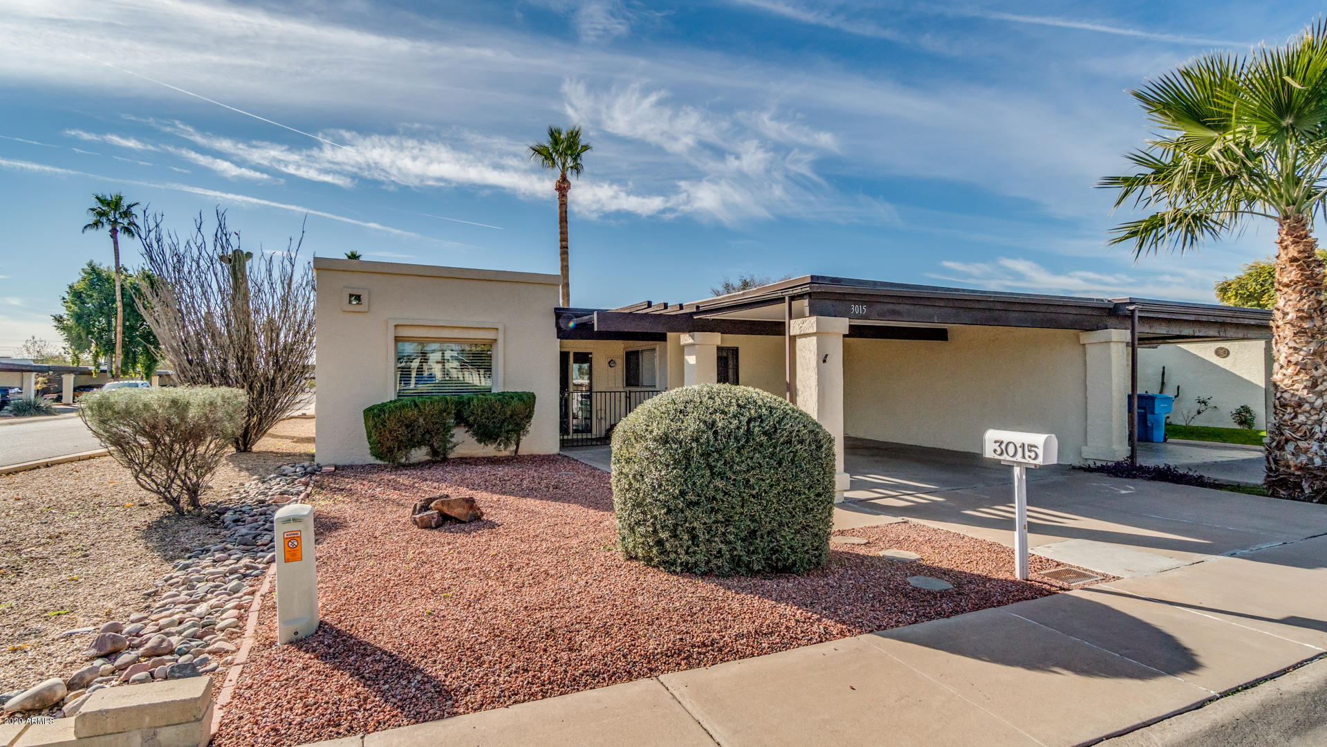 3015 West Calavar Road Phoenix, AZ 85053 - Photo 2 of 37 3015 W Calavar Rd-2