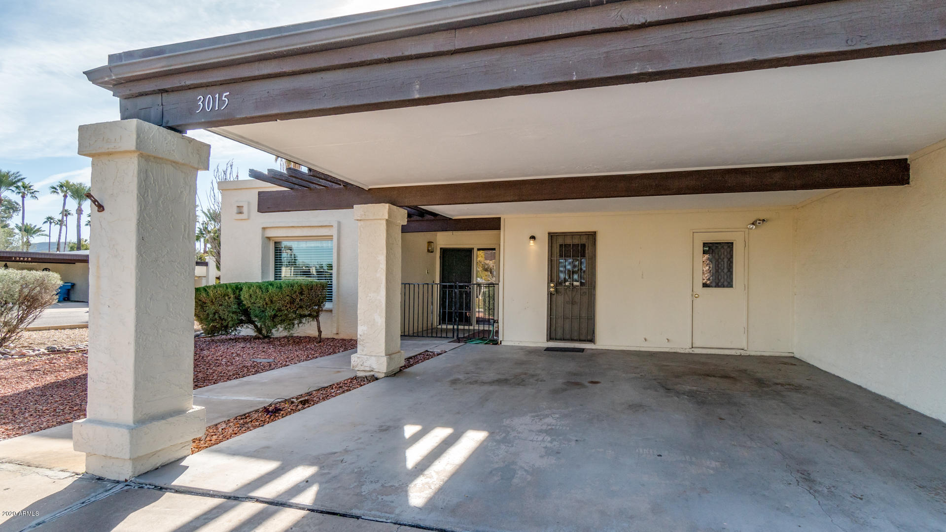 3015 West Calavar Road Phoenix, AZ 85053 - Photo 4 of 37 3015 W Calavar Rd-4