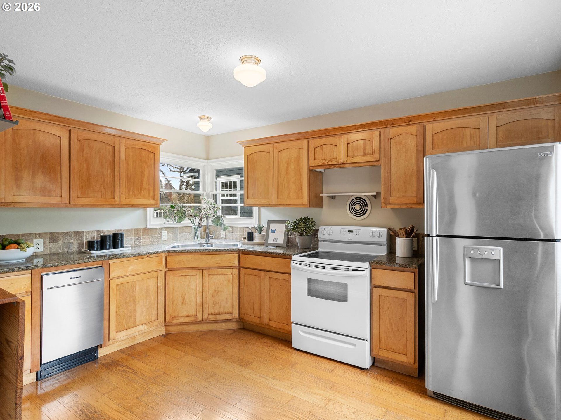 2005 Cottage Street Southeast Salem, OR 97302 - Photo 13 of 46