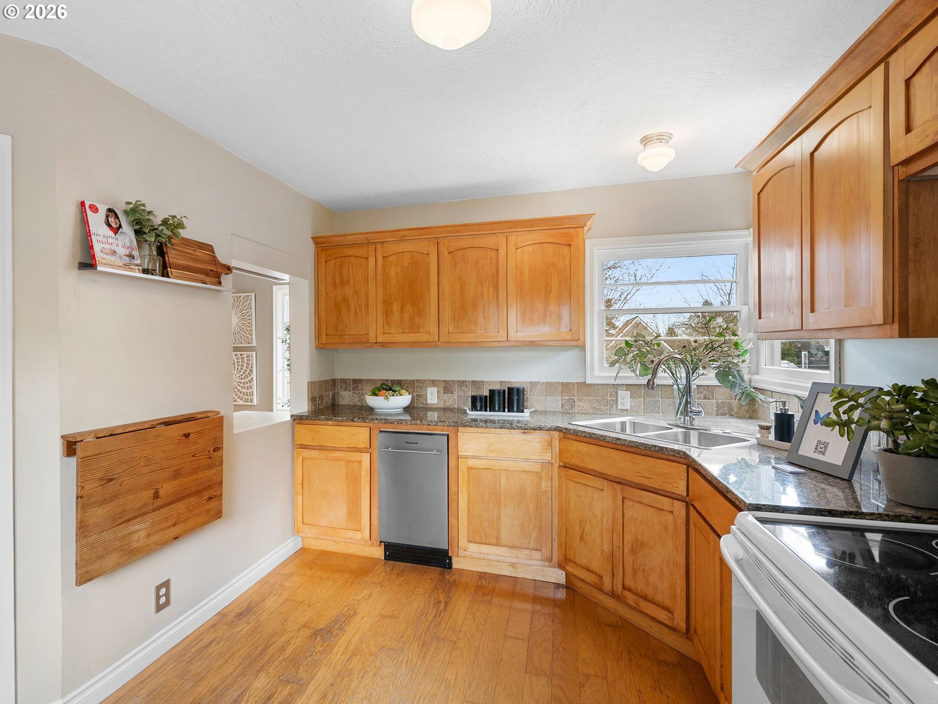 2005 Cottage Street Southeast Salem, OR 97302 - Photo 14 of 46