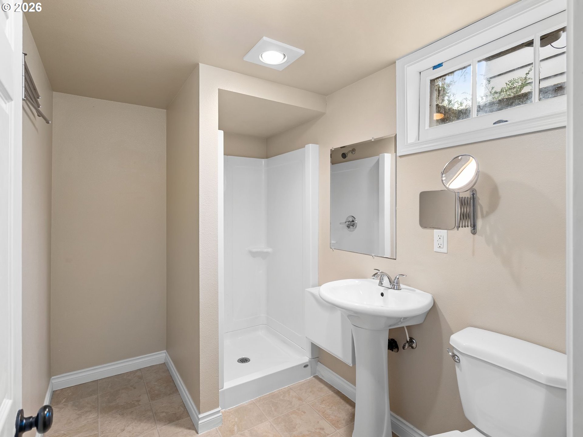 2005 Cottage Street Southeast Salem, OR 97302 - Photo 30 of 46