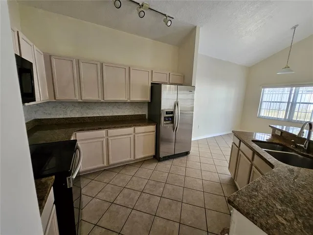 $3,500 | 2654 Star Lake View Drive, Kissimmee, FL 34747