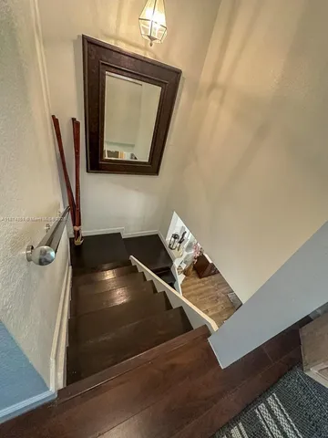 a view of utility room