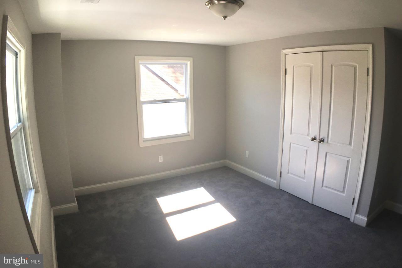 3423 Roland Avenue Baltimore, MD 21211 - Photo 18 of 27 Bedroom