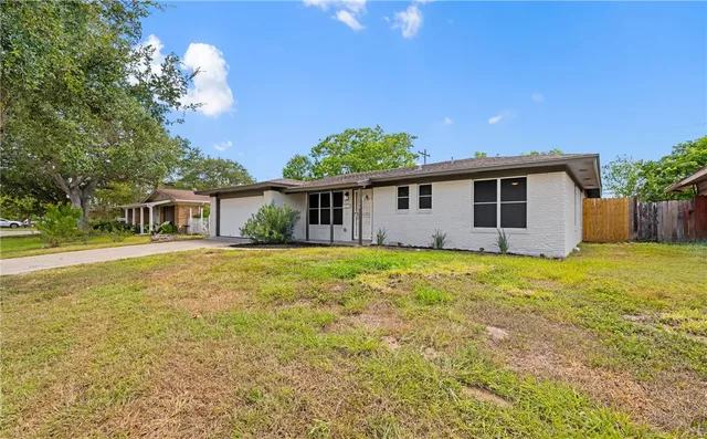 $234,900 | 1106 Salem Drive, Corpus Christi, TX 78412