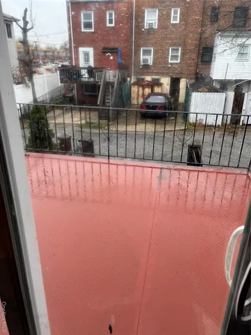 $599,000 | 216-11 115th Court | Long Island Estates