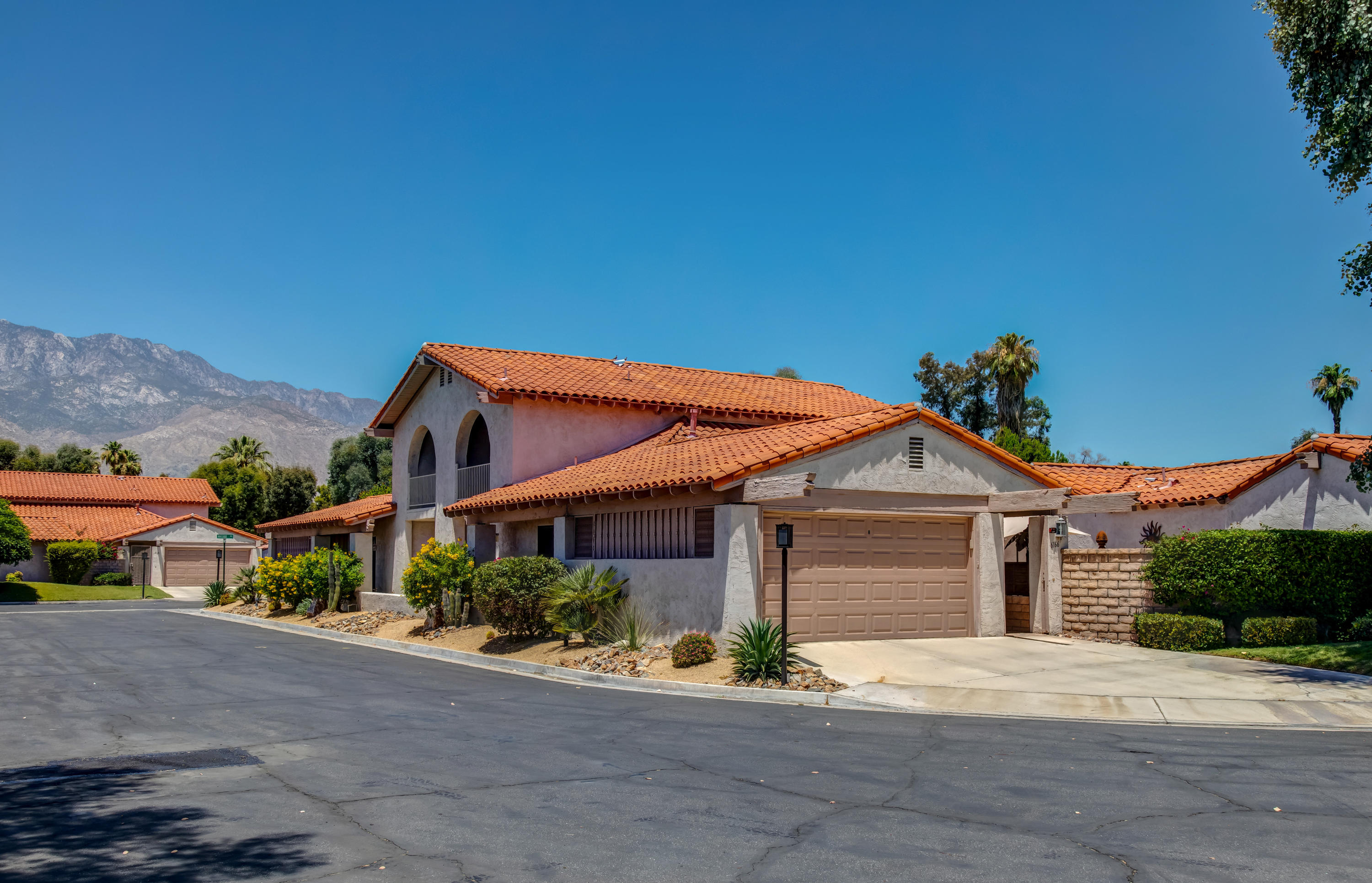 6166 East Driver Road Palm Springs, CA 92264 - Photo 2 of 33 3.0