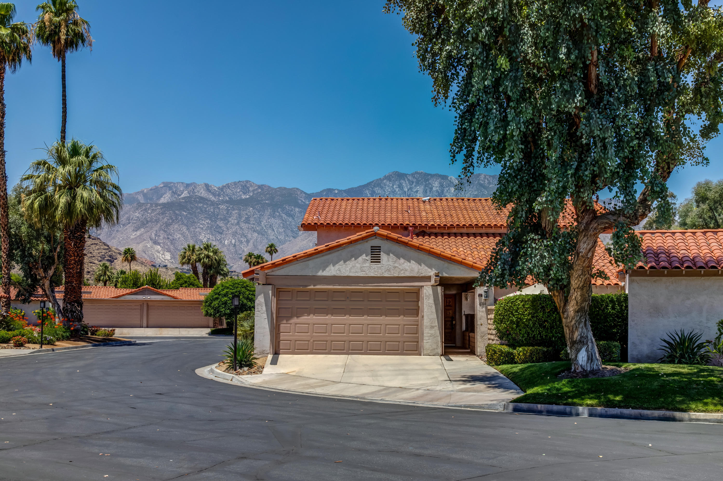 6166 East Driver Road Palm Springs, CA 92264 - Photo 3 of 33 41