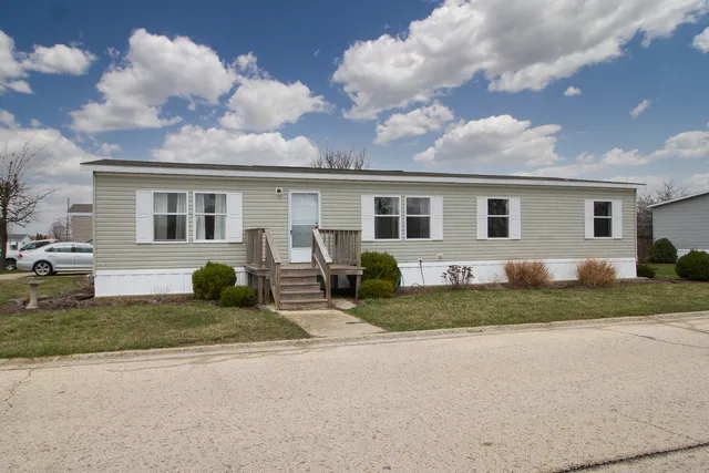 $89,900 | 1 St Francis Drive, Bourbonnais, IL 60914