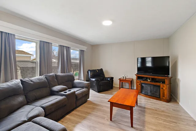 $89,900 | 1 St Francis Drive, Bourbonnais, IL 60914