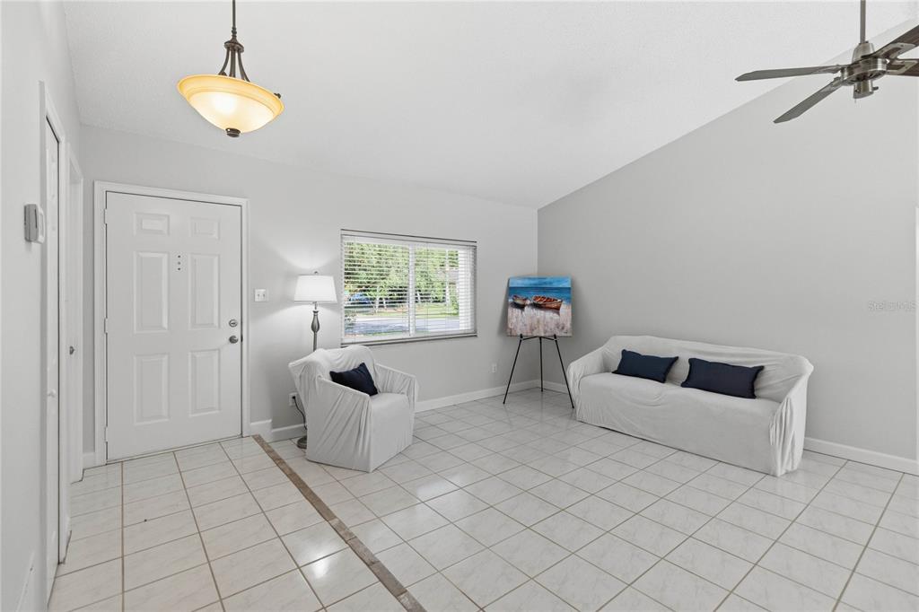 665 Murphy Road Winter Springs, FL 32708 - Photo 4 of 50 Gallery Image 4