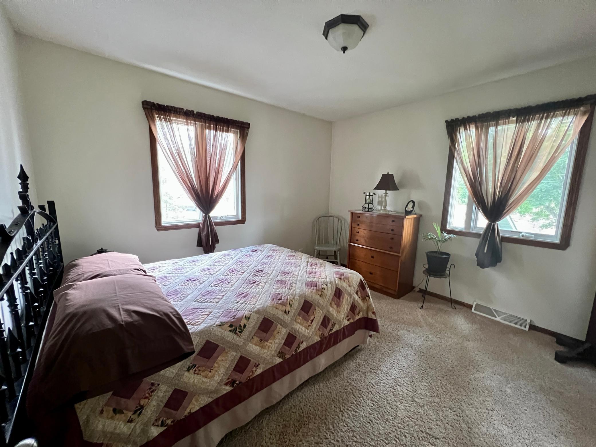 541 27th Street Northwest Rochester, MN 55901 - Photo 27 of 37 Gallery Image 27