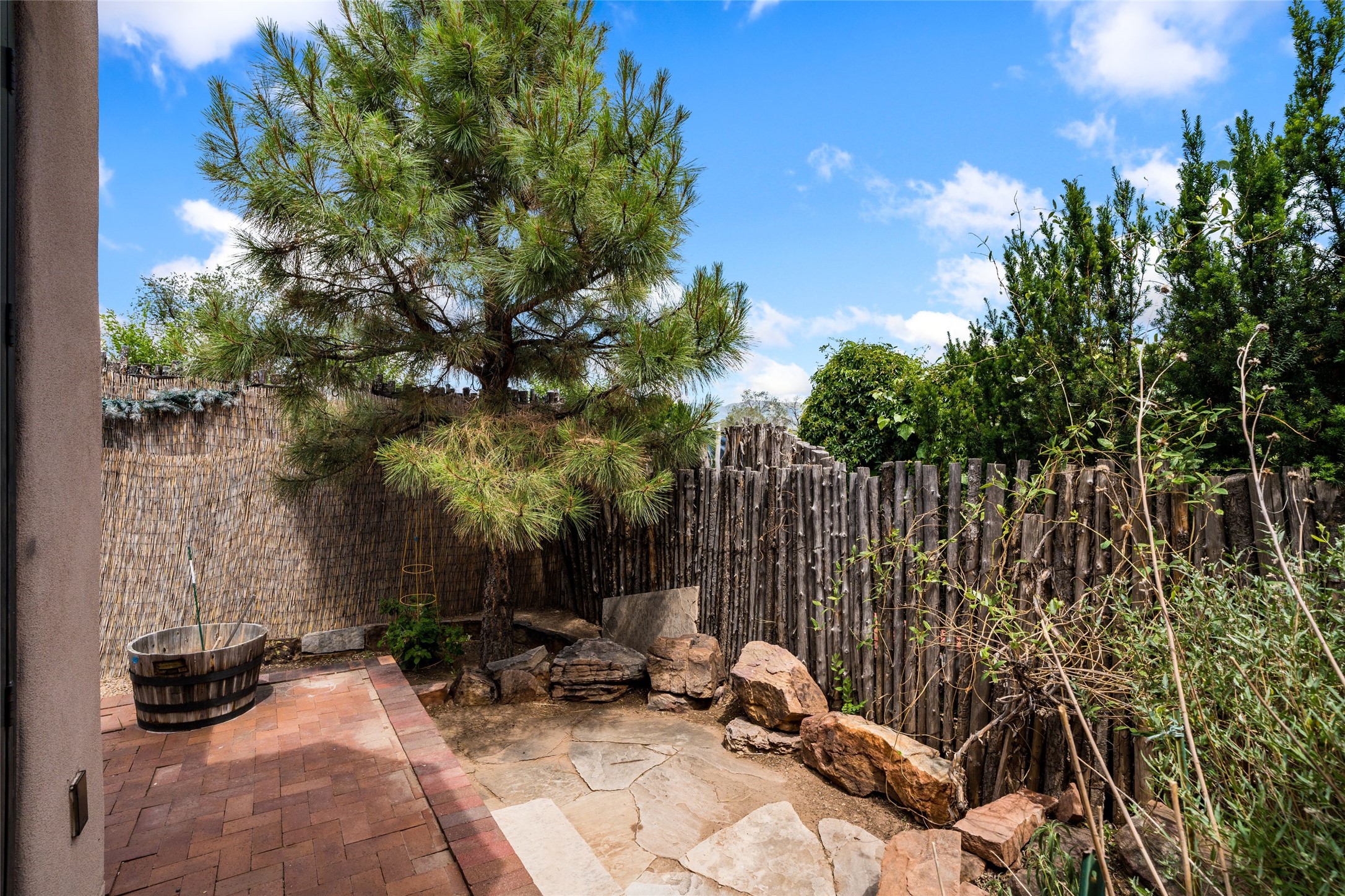 121 Del Rio Drive Santa Fe, NM 87501 - Photo 19 of 24 Fully fenced garden/back portal