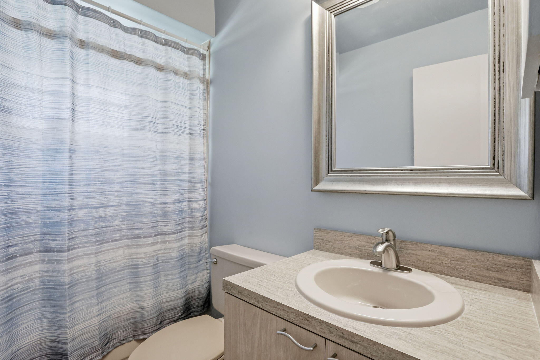 4281 Sugar Pine Drive Boca Raton, FL 33487 - Photo 26 of 35 Guest Bathroom