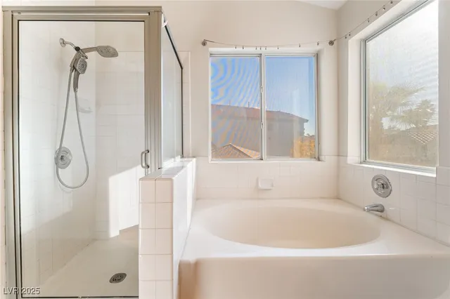 $3,000 | 8401 Cinnamon Hill Avenue, Las Vegas, NV 89129