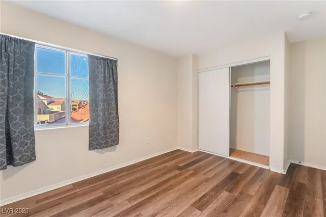 $3,000 | 8401 Cinnamon Hill Avenue, Las Vegas, NV 89129