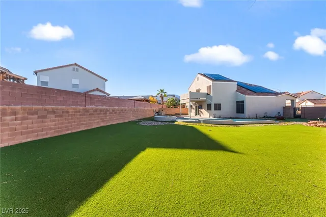 $3,000 | 8401 Cinnamon Hill Avenue, Las Vegas, NV 89129