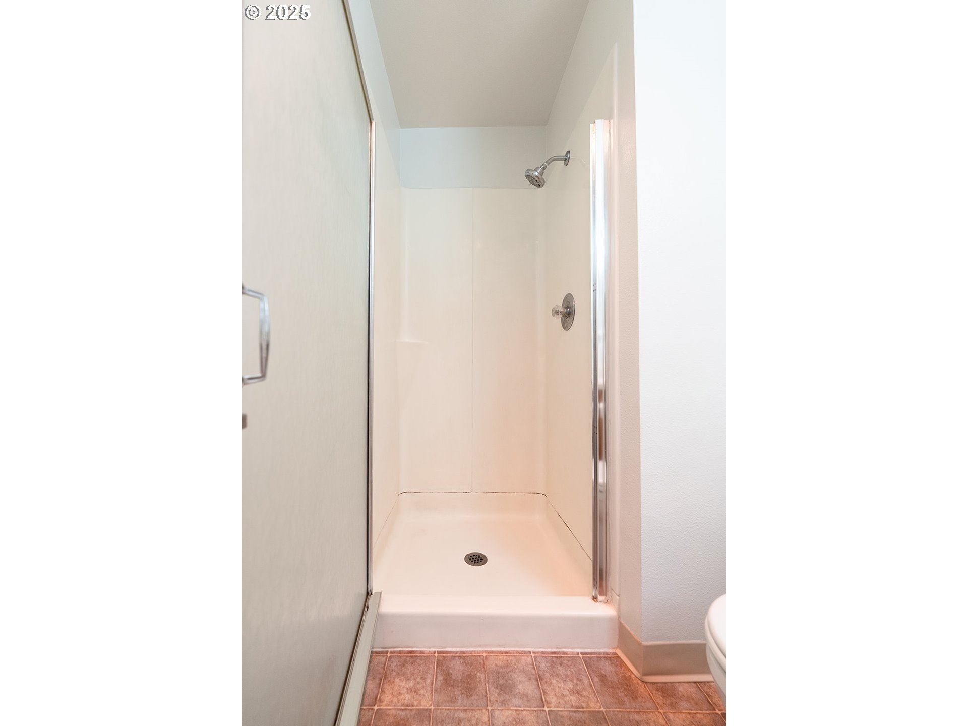 8720 Southwest Tualatin Road, Unit 206 Tualatin, OR 97062 - Photo 31 of 48