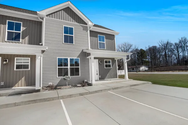$1,900 | 100 Billy Robb Street, Unit A, Greenbrier, TN 37073