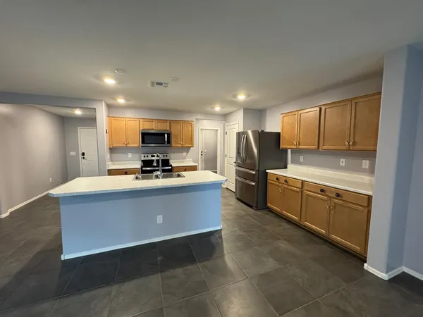 $1,899 | 1633 West Pinkley Court, Coolidge, AZ 85128