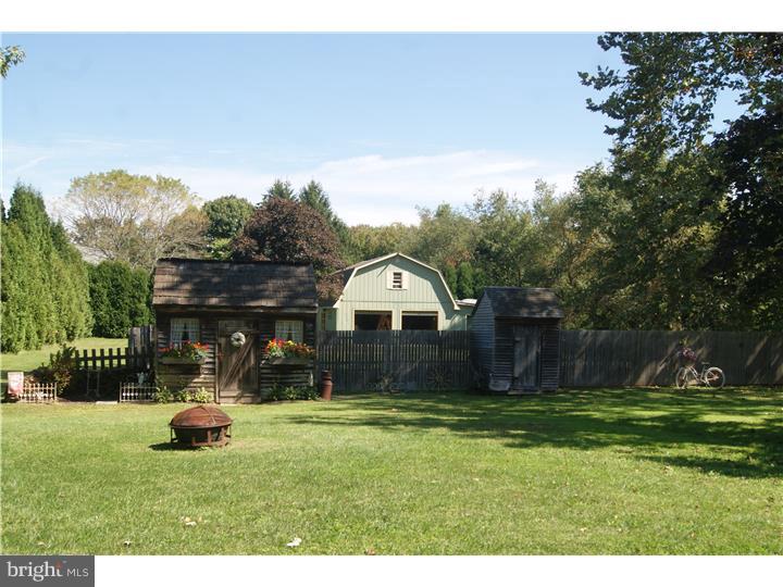435 Forked Neck Road Shamong, NJ 08088 - Photo 3 of 25 View in Back