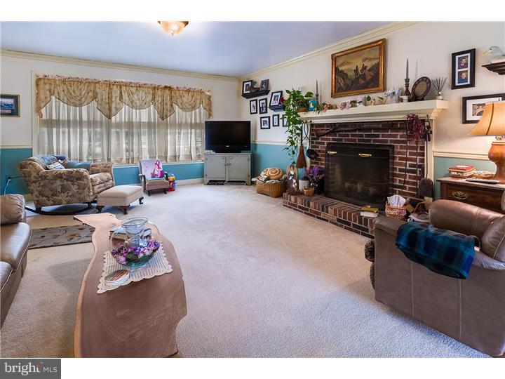 435 Forked Neck Road Shamong, NJ 08088 - Photo 5 of 25 Family Room