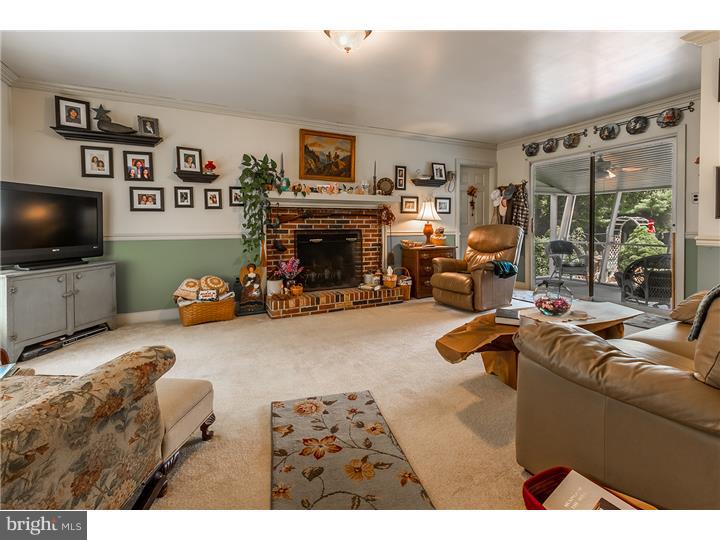 435 Forked Neck Road Shamong, NJ 08088 - Photo 6 of 25 Family Room