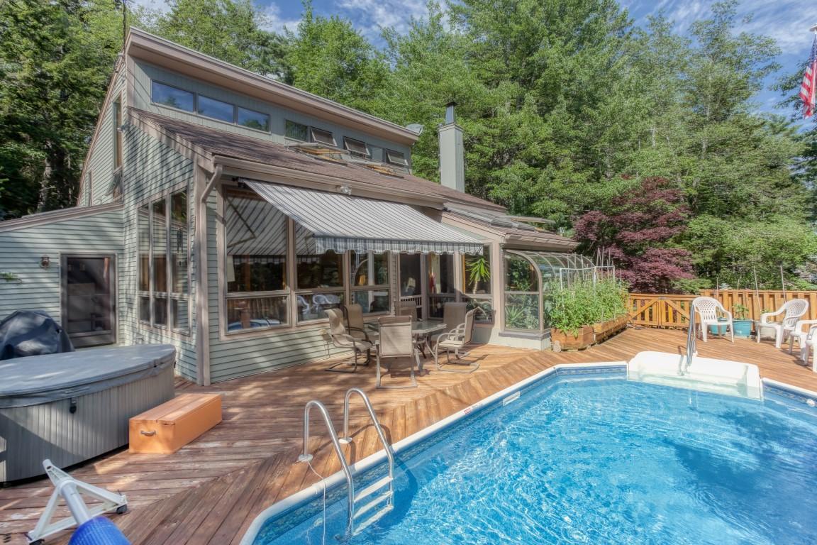 10 Capitol Island Road Southport, ME 04576 - Photo 3 of 33 Pool