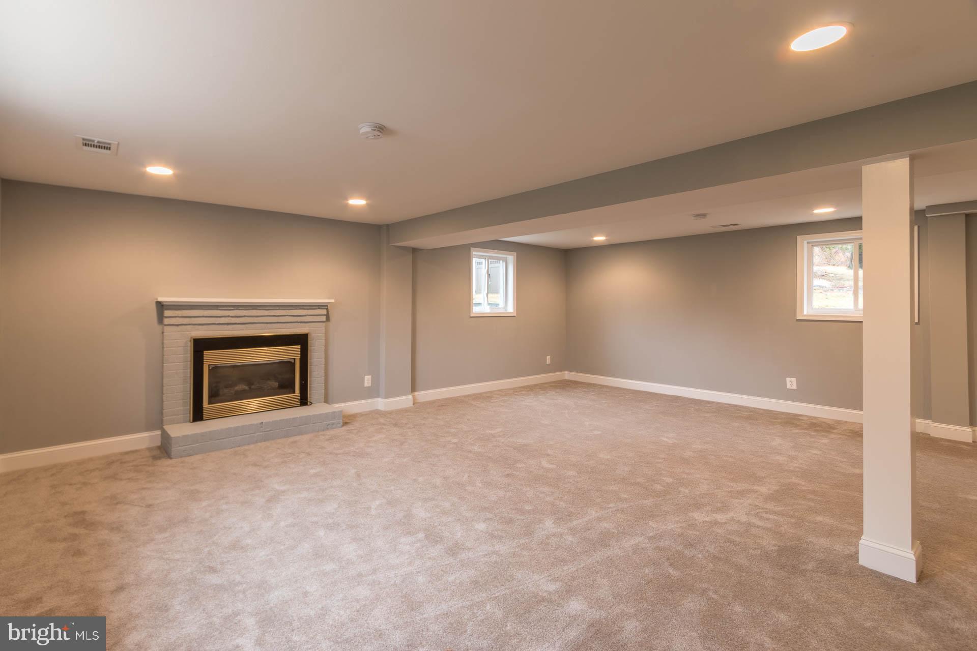 2614 Ritchie Road District Heights, MD 20747 - Photo 22 of 30 Family Room