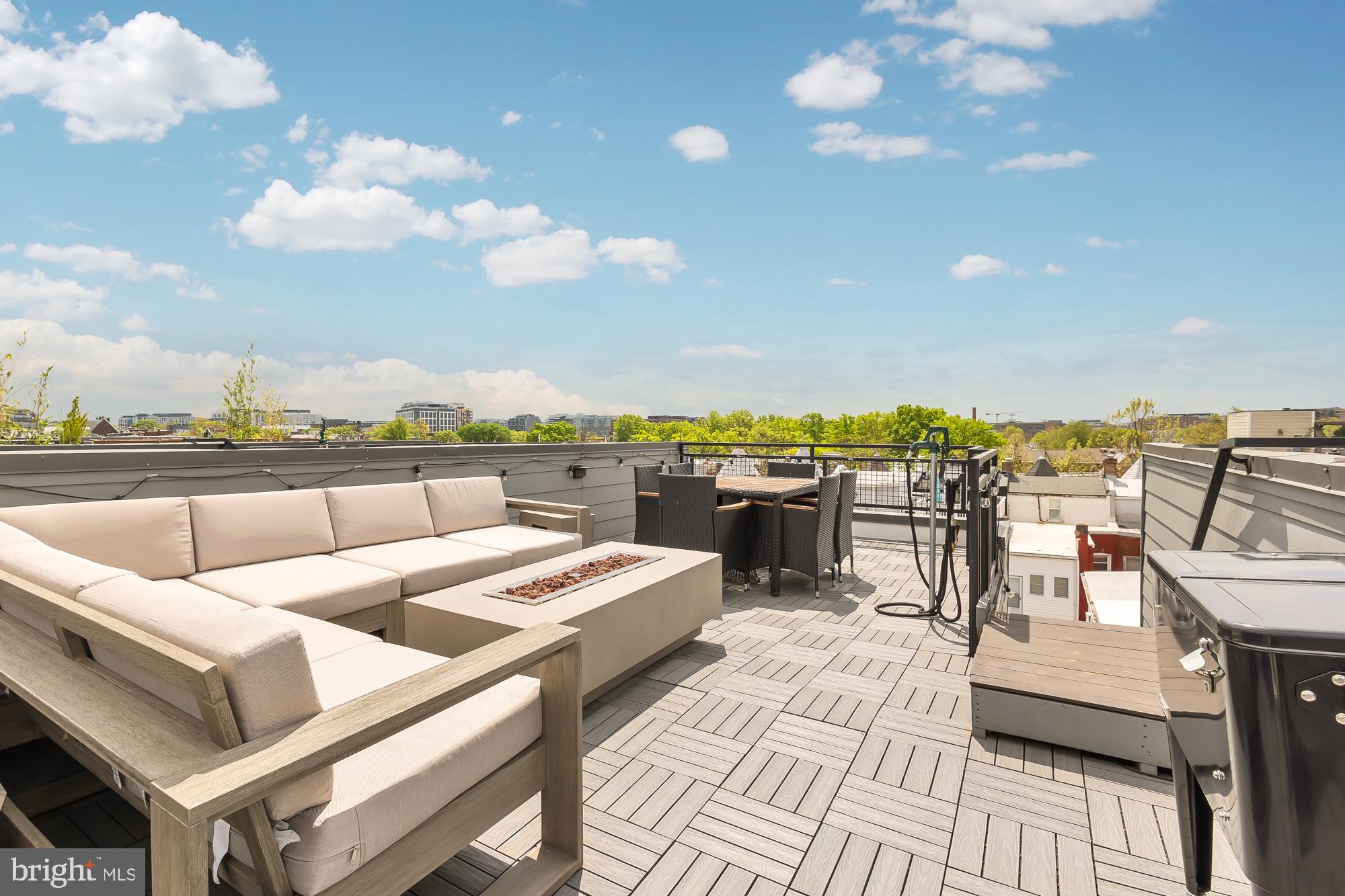 146 S Street Northwest, Unit B Washington, DC 20001 - Photo 40 of 51 a view of a terrace with seating area
