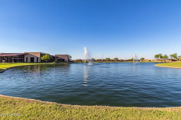 $562,500 | 2220 East Stacey Road, Gilbert, AZ 85298