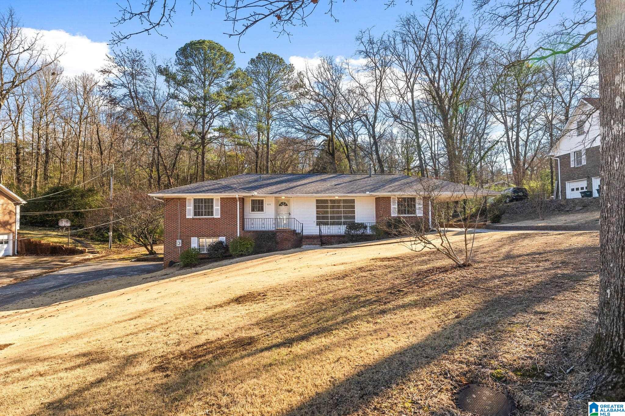 833 Hillcrest Road Birmingham, AL 35235 - Photo 3 of 22