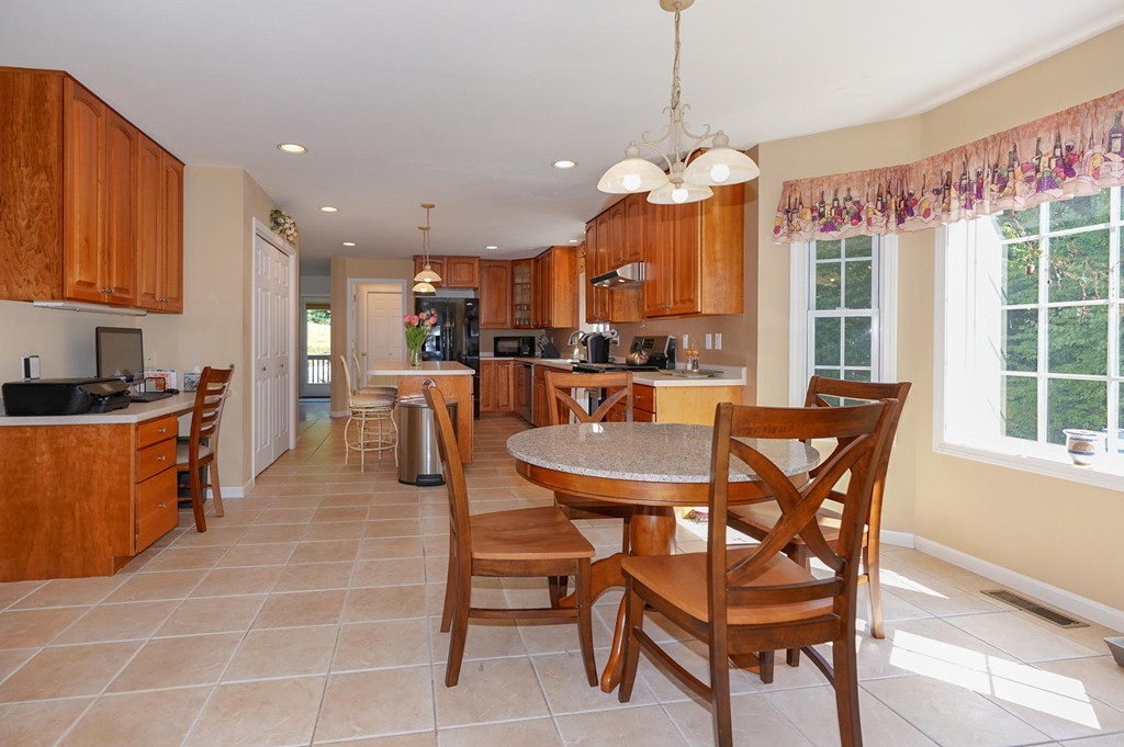 53 Jacques Road Tyngsborough, MA 01879 - Photo 5 of 29 Gallery Image 5