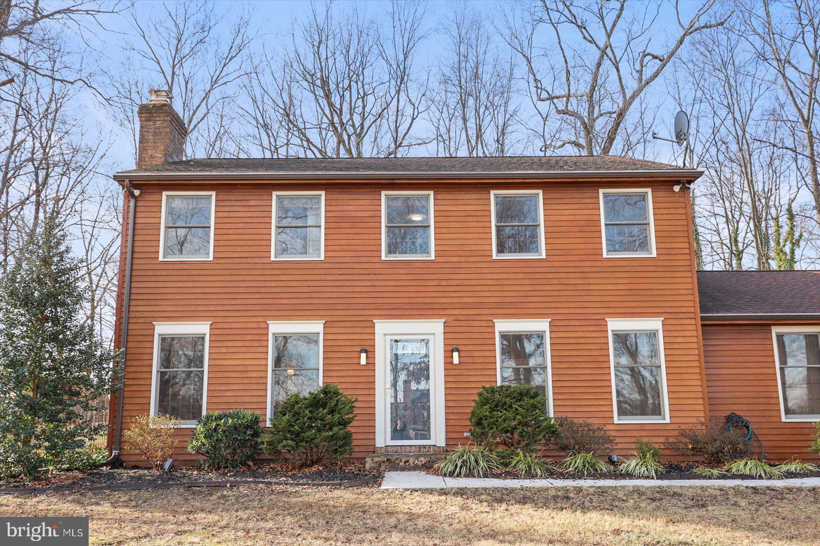 437 Valley View Drive Hanover, PA 17331 - Photo 2 of 40 front view of house