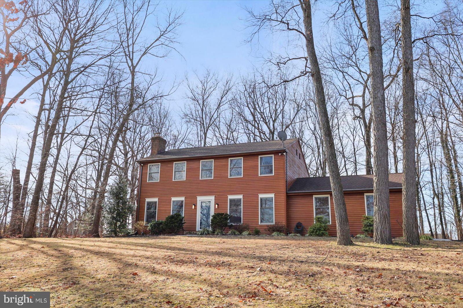 437 Valley View Drive Hanover, PA 17331 - Photo 3 of 40 front view of a building