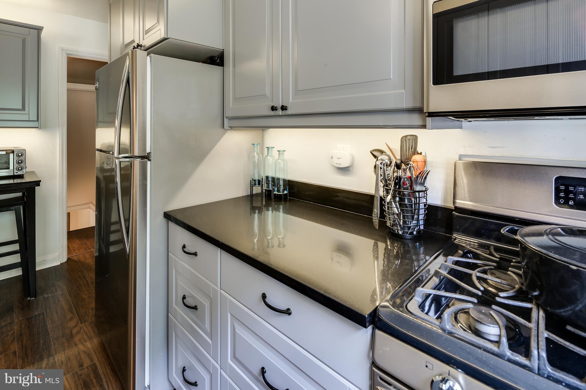 1888 Edgewood Road Towson, MD 21286 - Photo 12 of 27 Kitchen