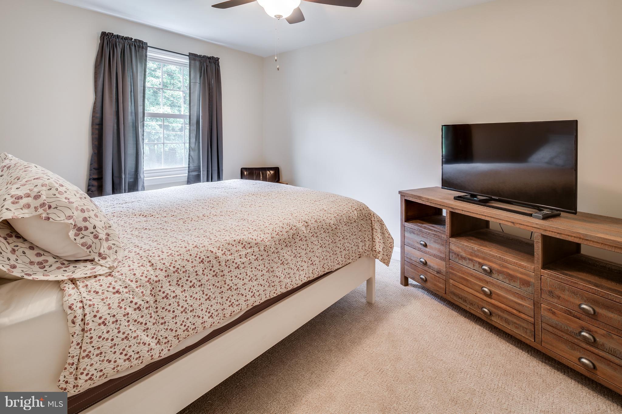 1888 Edgewood Road Towson, MD 21286 - Photo 17 of 27 Bedroom 2