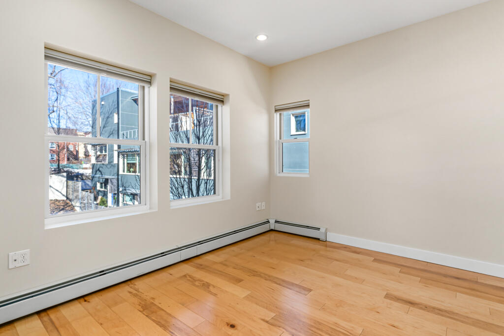 133 York Street, Unit 2B Portland, ME 04101 - Photo 17 of 32 DSC05973