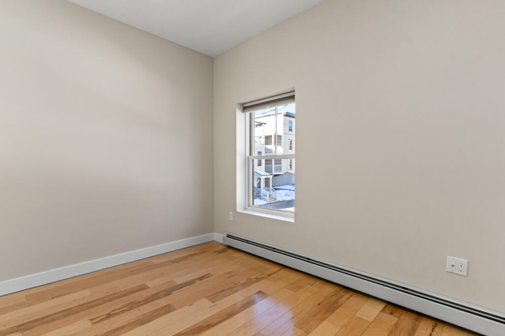 133 York Street, Unit 2B Portland, ME 04101 - Photo 27 of 32 DSC06009