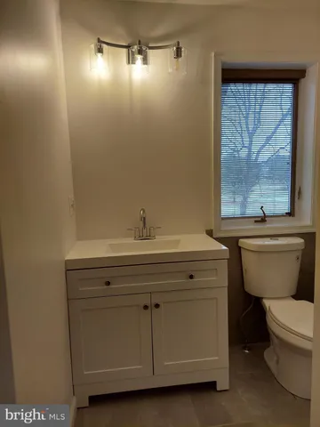 $699,900 | 388 Bowling Green Road, Front Royal, VA 22630