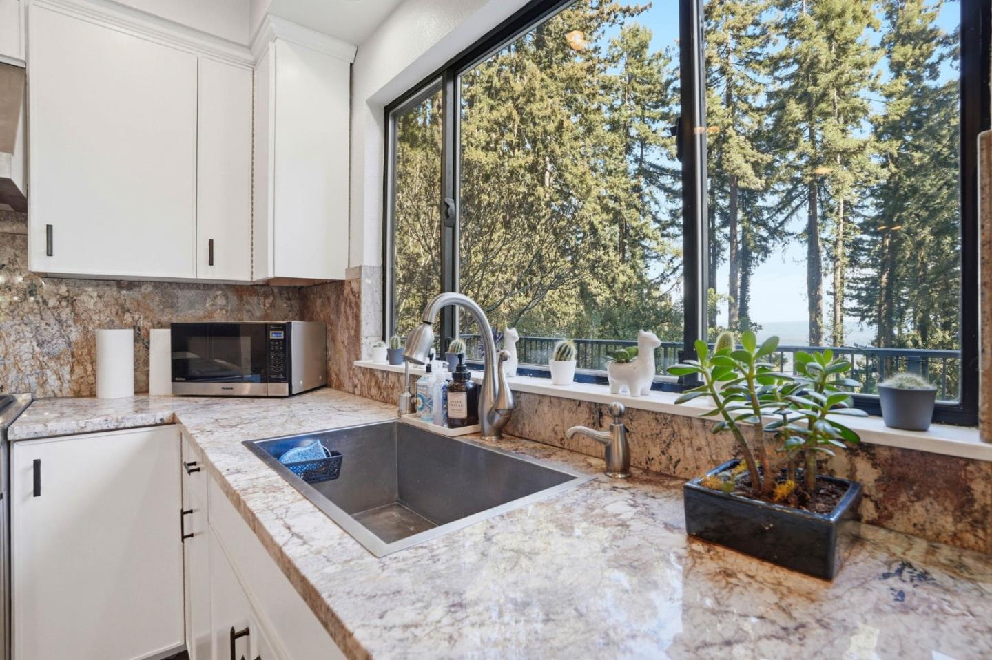 26 Big Tree Road Woodside, CA 94062 - Photo 17 of 38 Gallery Image 17