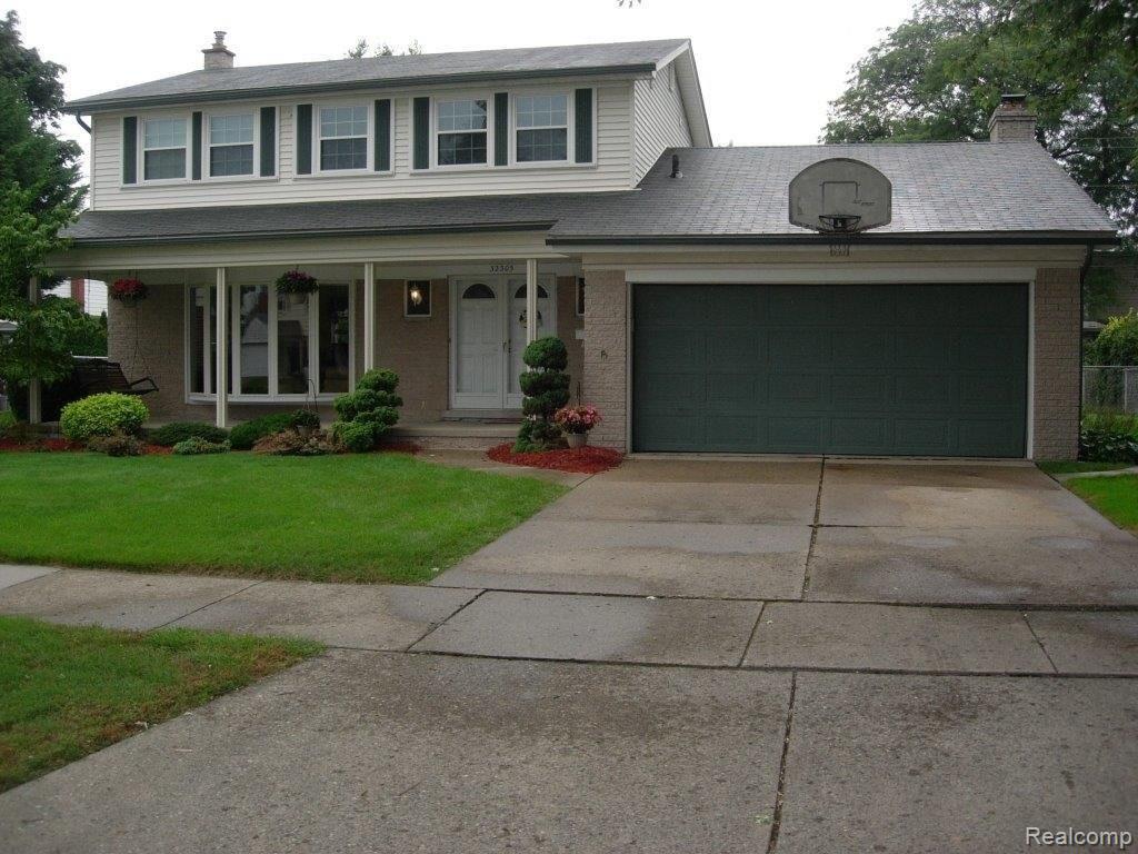 32305 Woody Road Fraser, MI 48026 - Photo 1 of 19 1.jpg